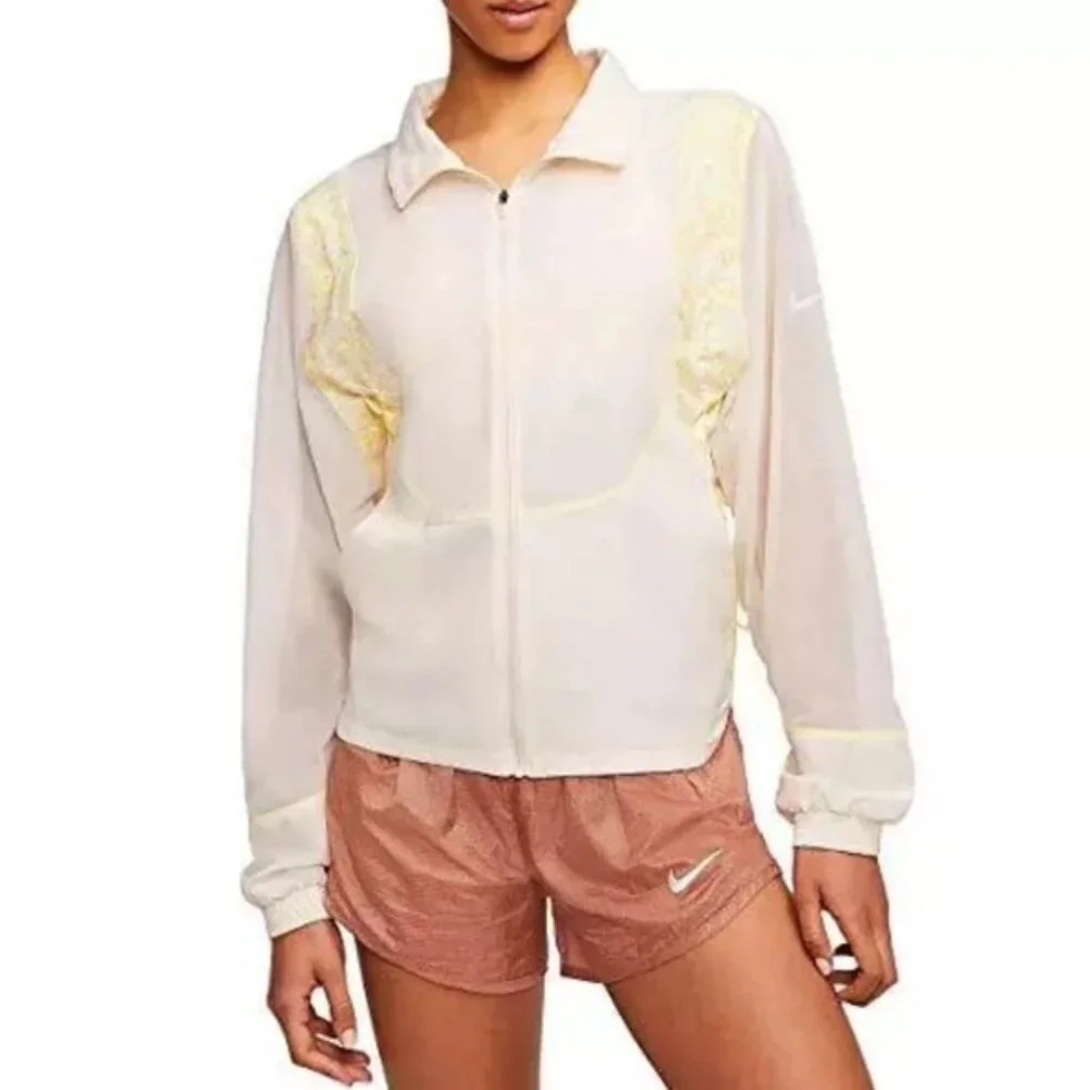 Nike Sportswear Women's Woven Running Jacket Beige Sheer Mesh DJ4429-110 Size 3X